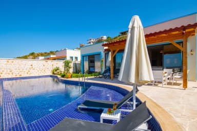 Villa Mulberry Silver Korunaklı Havuz 18