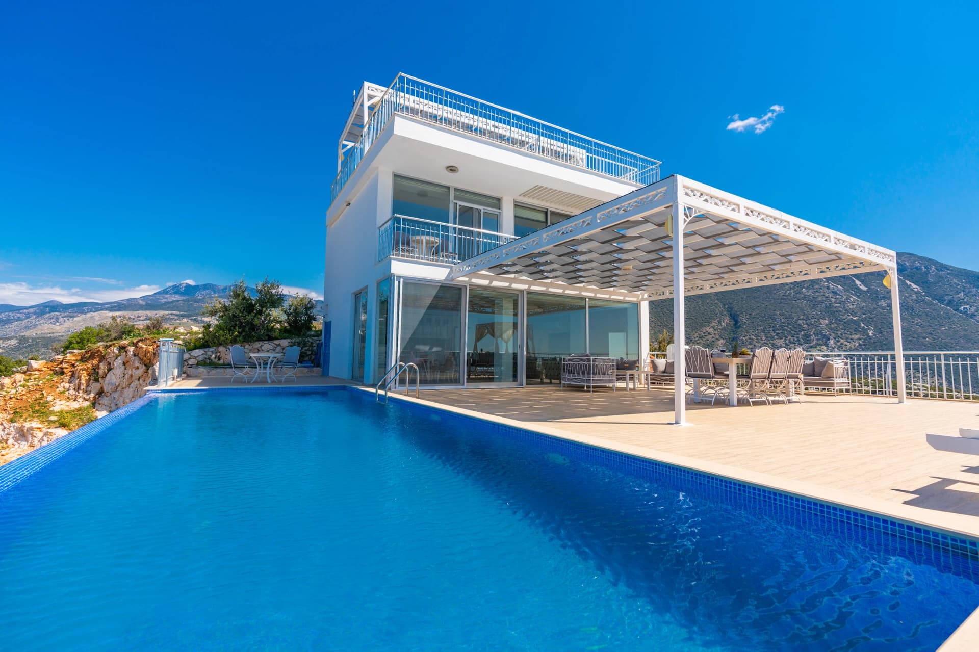 Villa İnfinity