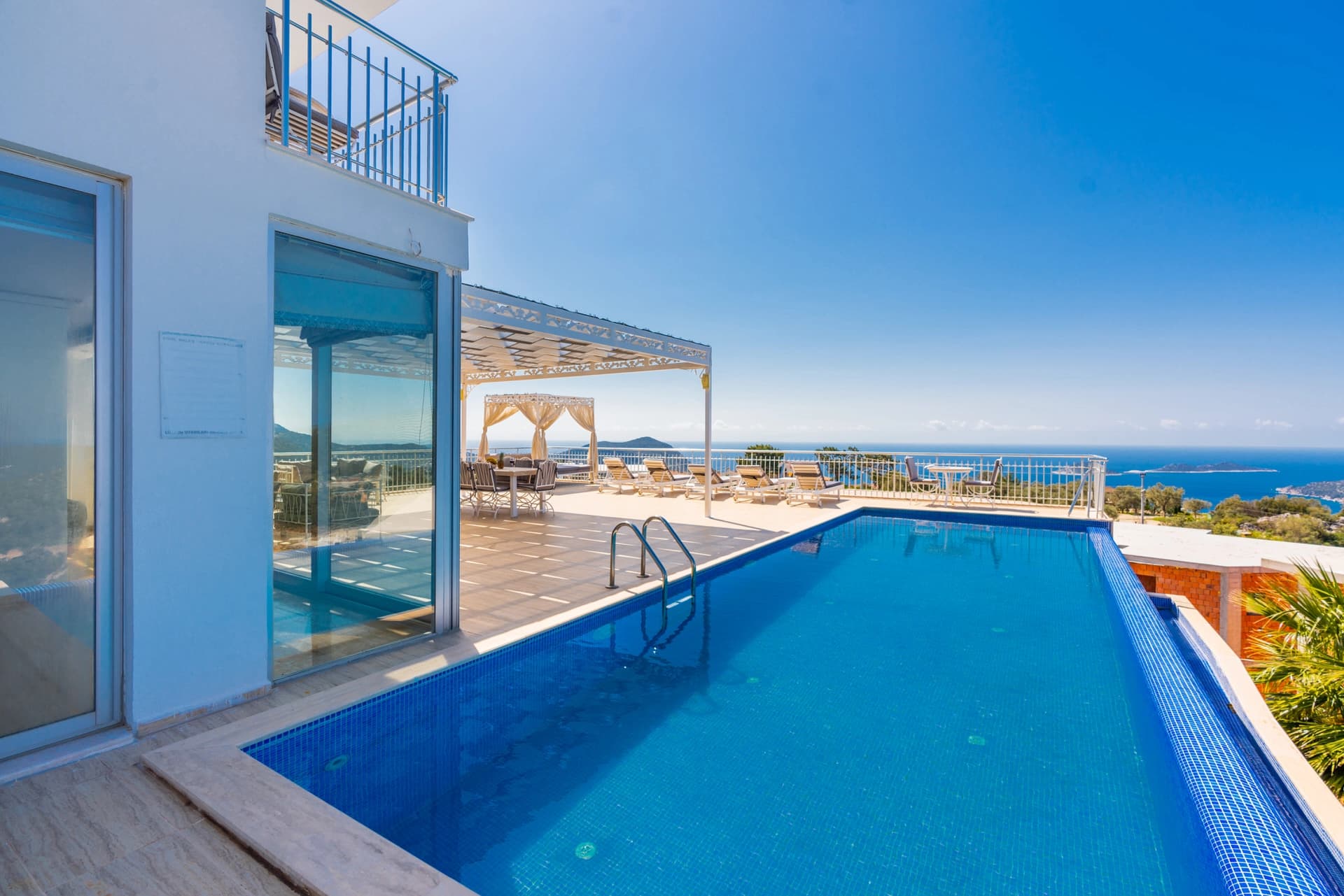 Villa İnfinity Isıtmalı Havuz 31