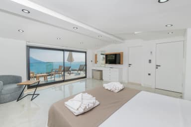 Villa Ece Özel Havuzlu 28