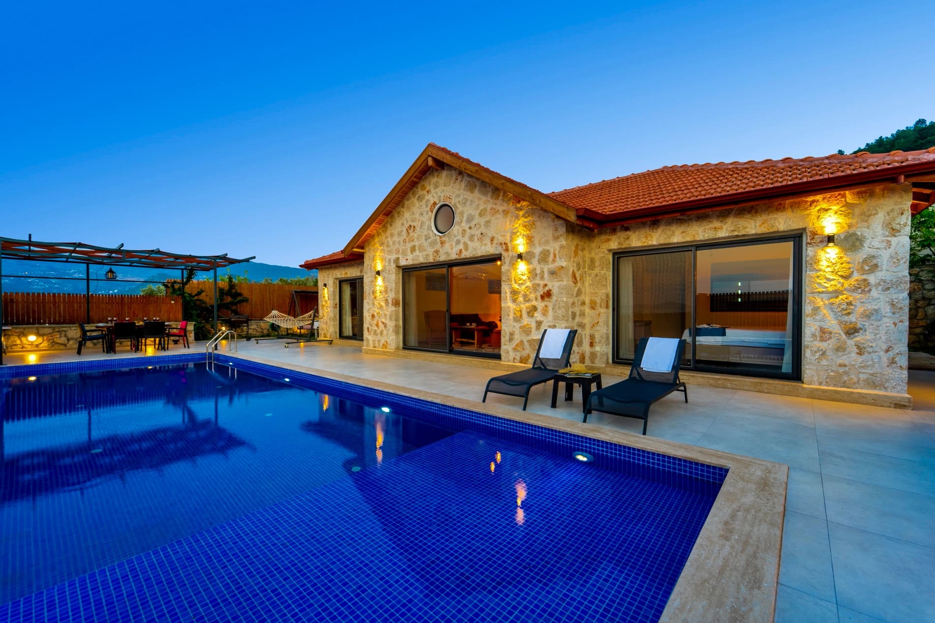 Villa Gemicik Korunaklı Havuz 24