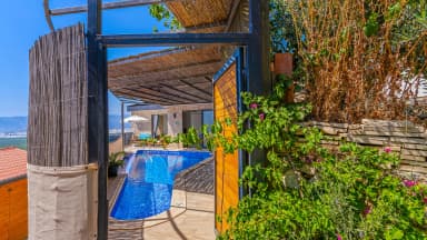 Villa Rock Korunaklı Havuz 69