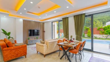 Villa Gökalan Korunaklı Havuz 12