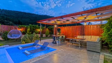 Villa Gökalan Korunaklı Havuz 94