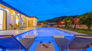 Villa Gökalan Korunaklı Havuz 60
