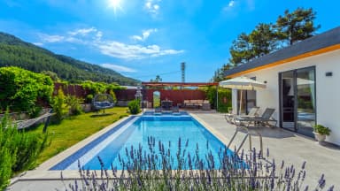 Villa Gökalan Korunaklı Havuz 44