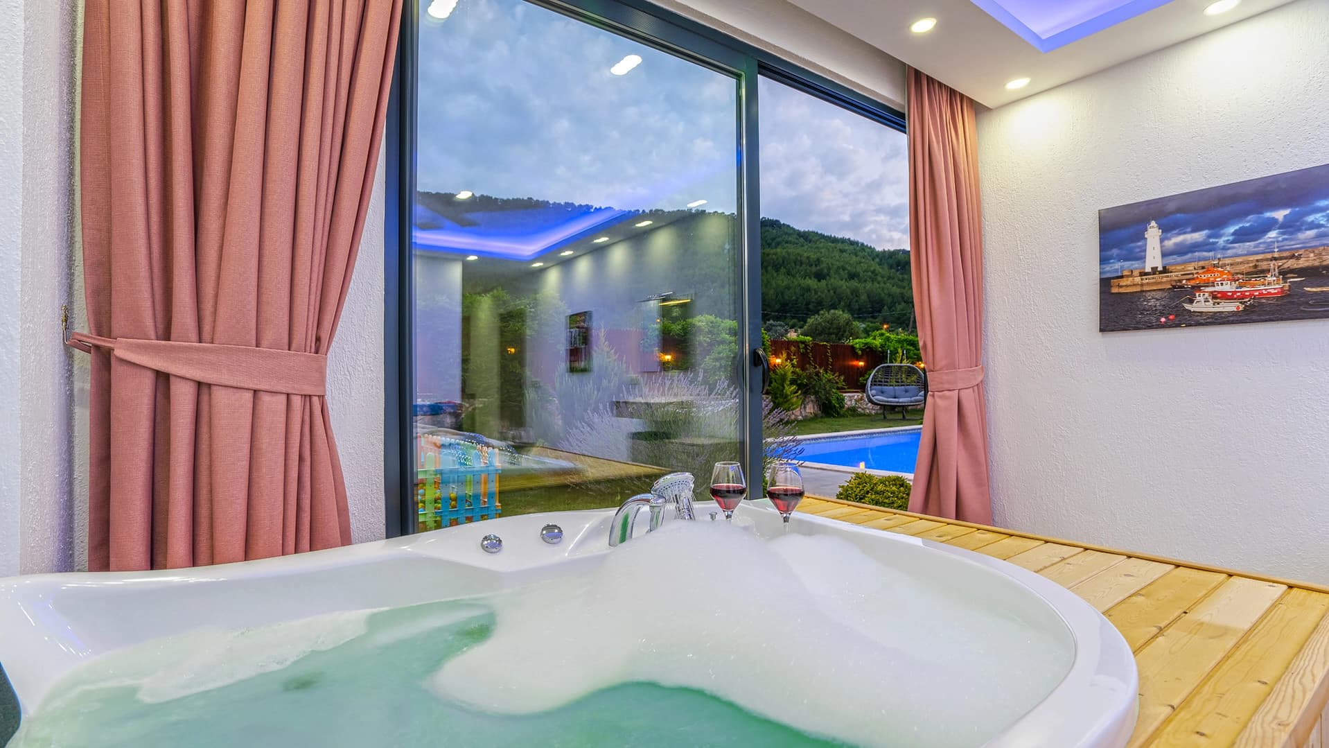 Villa Gökalan Korunaklı Havuz 34