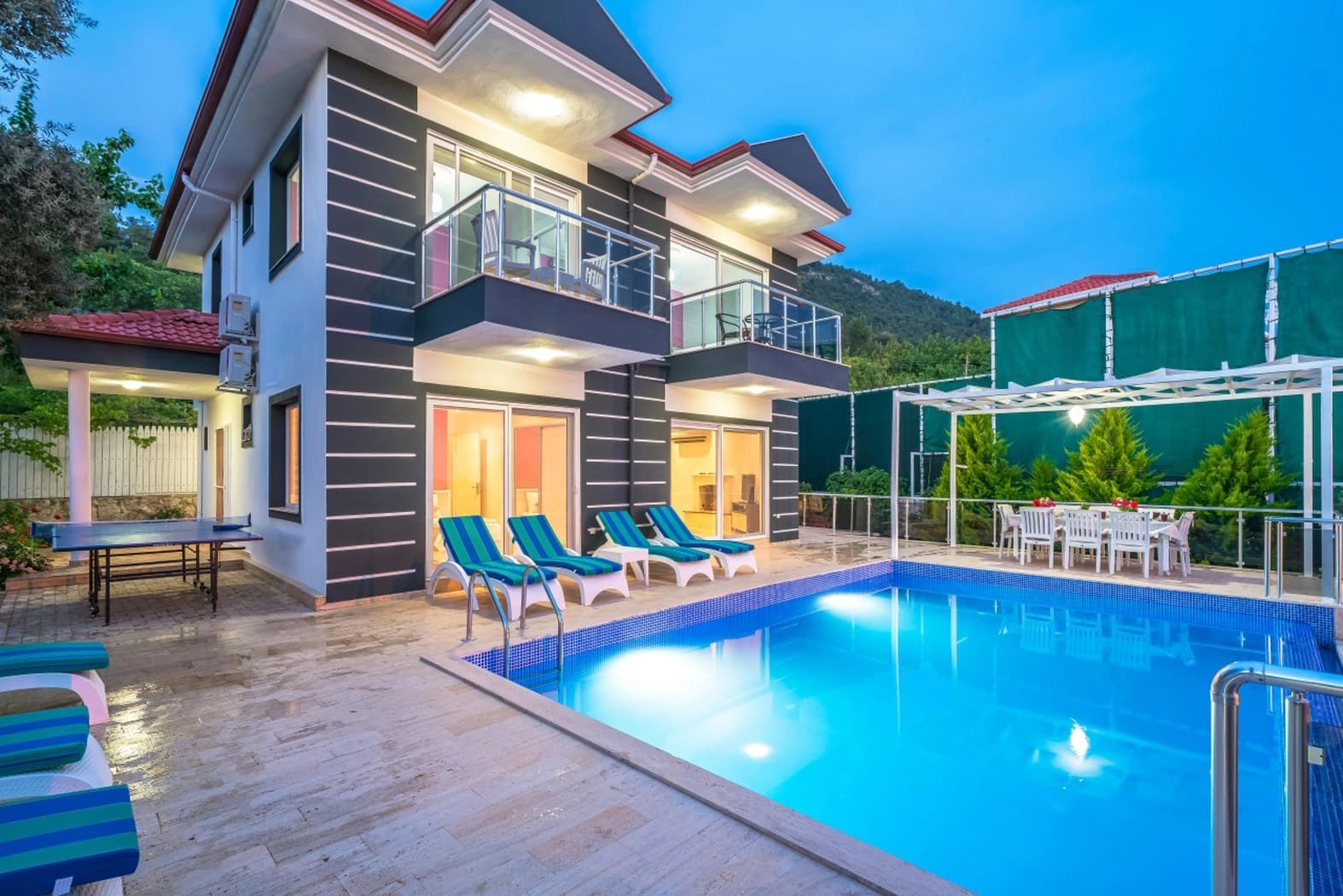 Villa Ferya