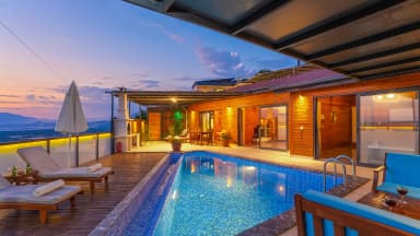 Villa Sakura Korunaklı Havuz 99