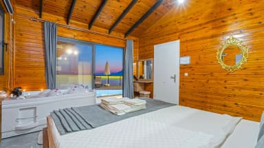Villa Sakura Korunaklı Havuz 45