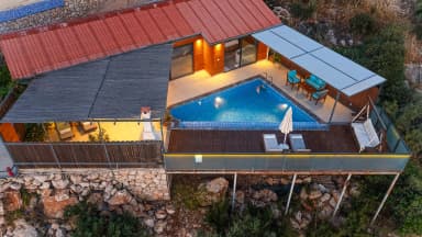 Villa Sakura Korunaklı Havuz 51