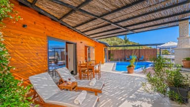 Villa Sakura Korunaklı Havuz 57