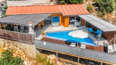 Villa Sakura Korunaklı Havuz 71