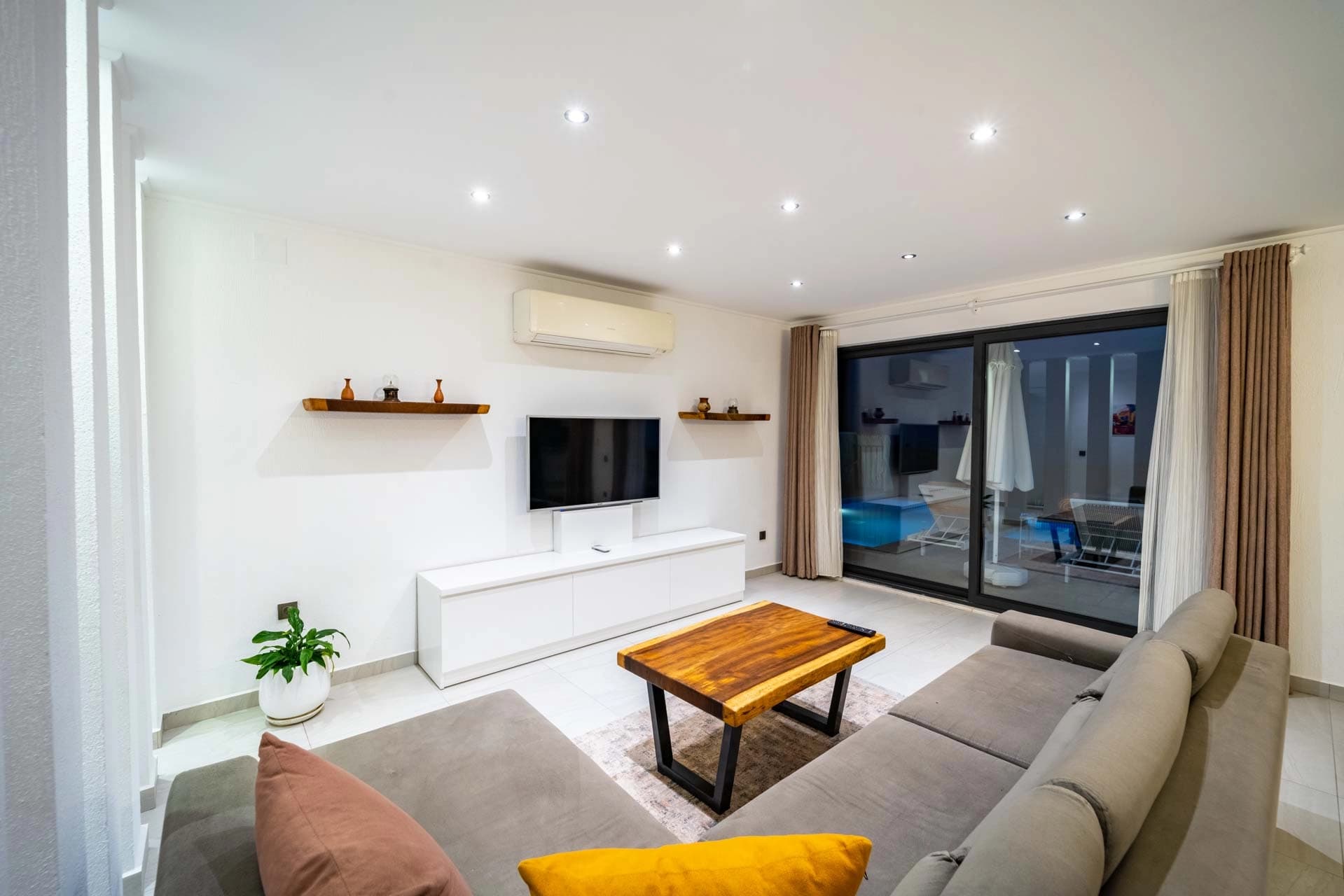 Villa Therapy 620 Korunaklı Havuz 70