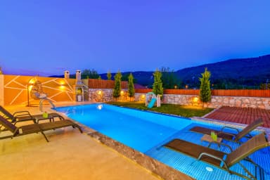 Villa Golden 2 Korunaklı Havuz 11