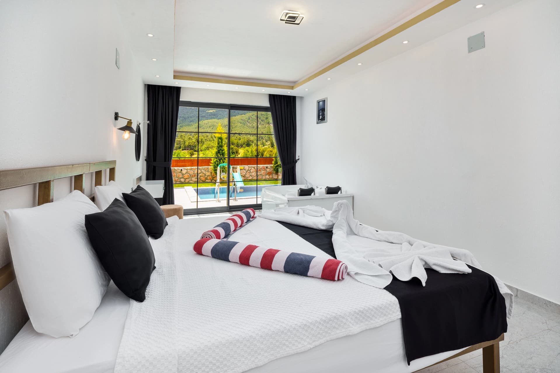 Villa Golden 2 Korunaklı Havuz 61