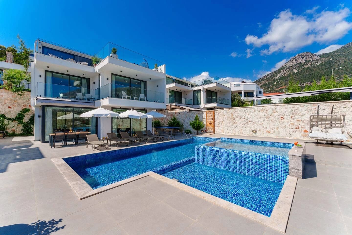 Villa Antares Premium Çocuk Havuzu 80