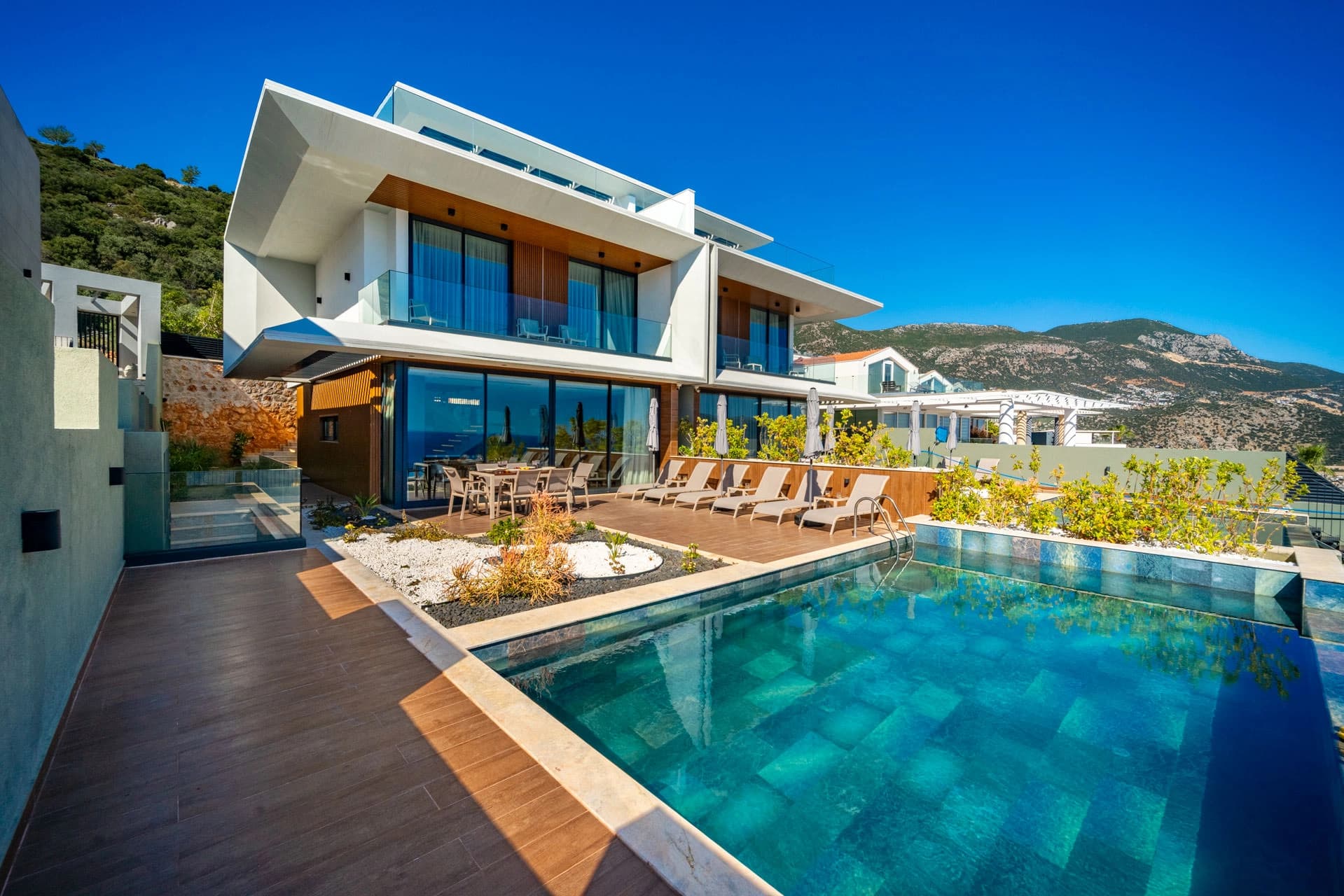 Villa Aura D