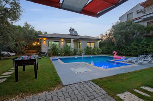Villa Tan F