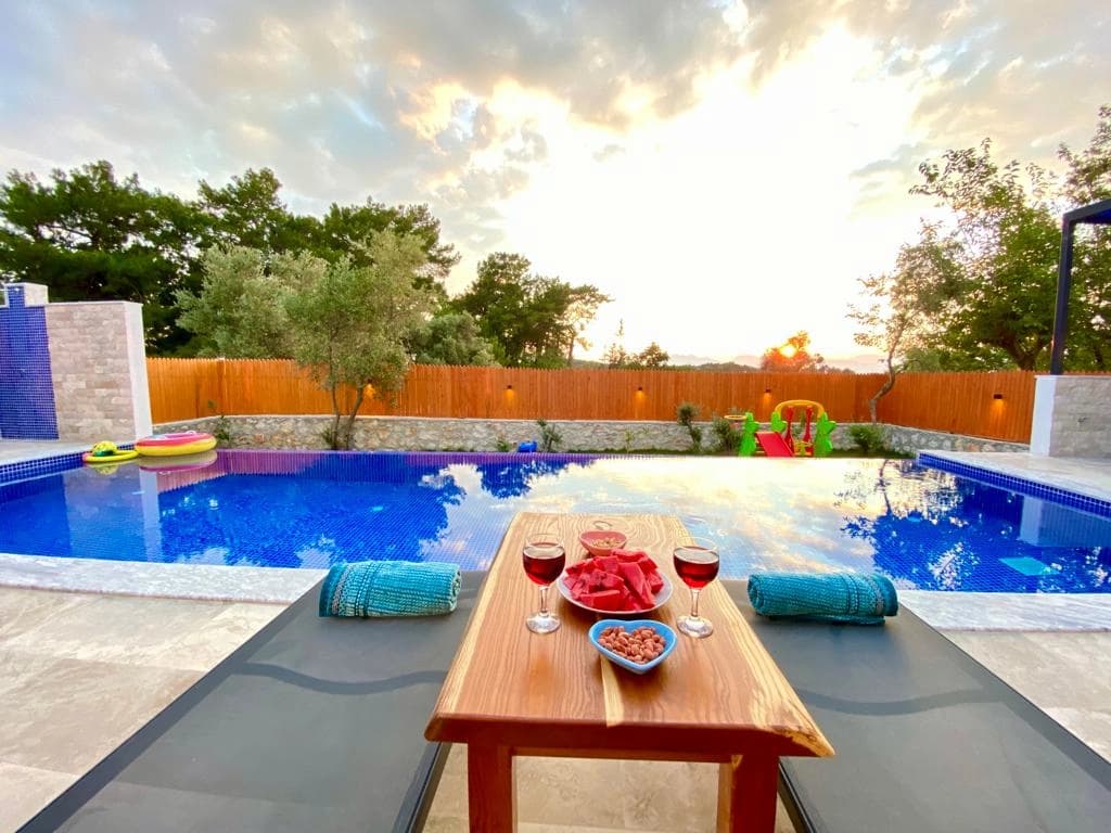 Villa Işıltı Korunaklı Havuz 43