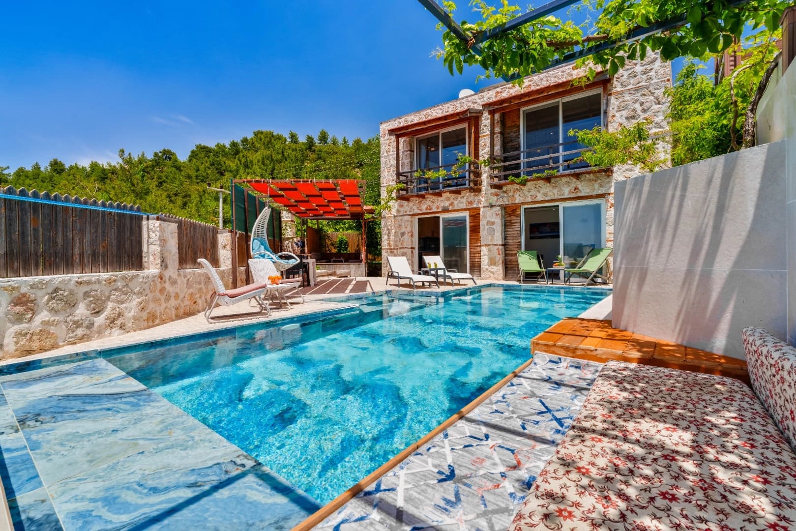 Villa Mezopotamya Korunaklı Havuz 90