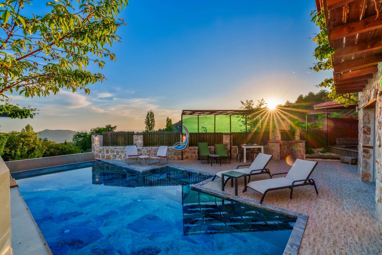 Villa Mezopotamya Korunaklı Havuz 28