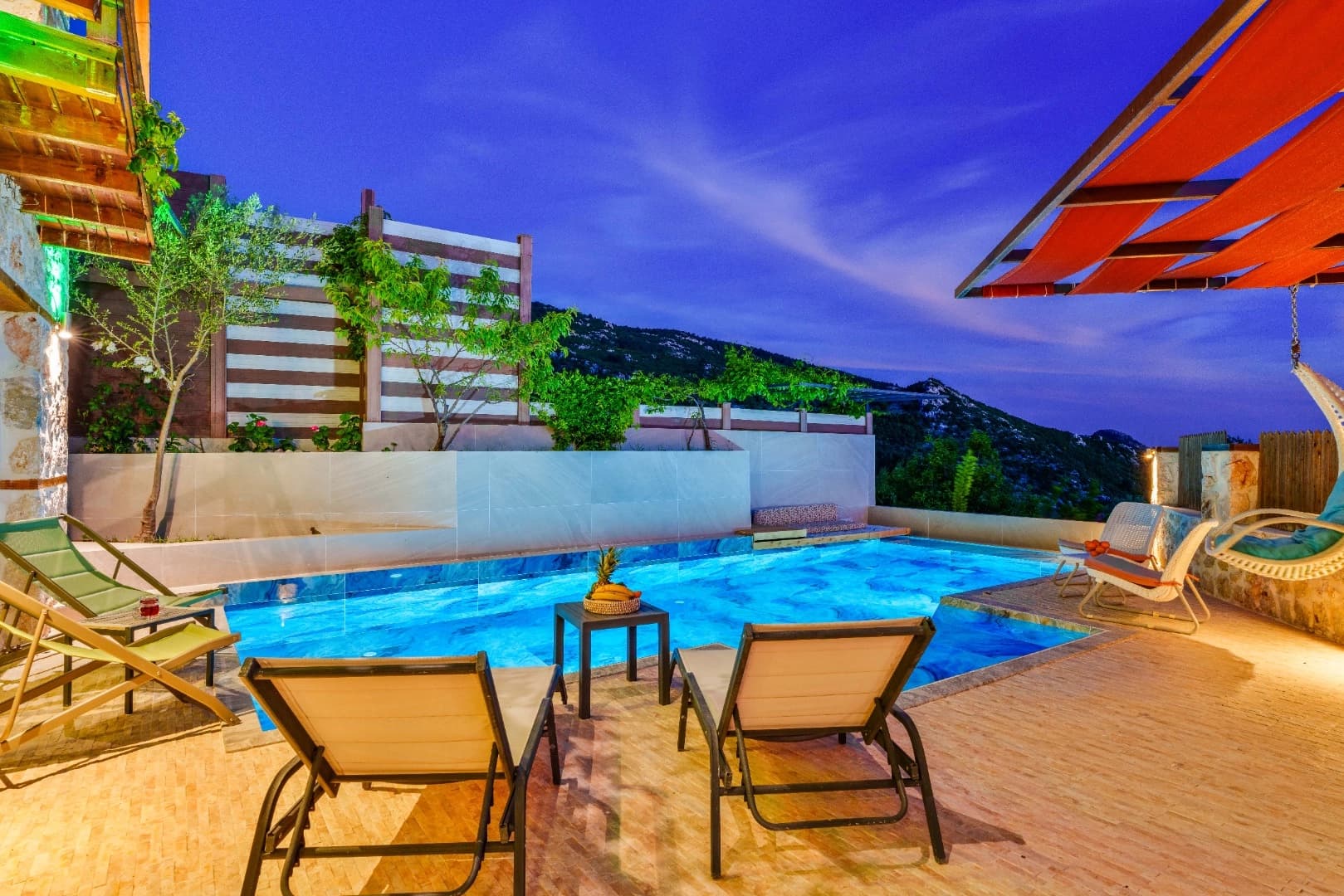 Villa Mezopotamya Korunaklı Havuz 34