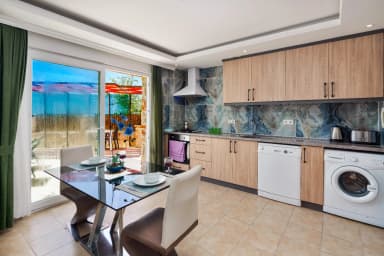 Villa Mezopotamya Korunaklı Havuz 70