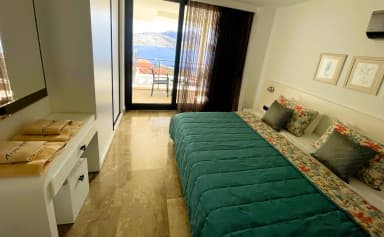 Mavi Su Apart Topaz Özel Havuzlu 38