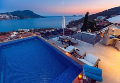 Mavi Su Apart Topaz Kalkan 29