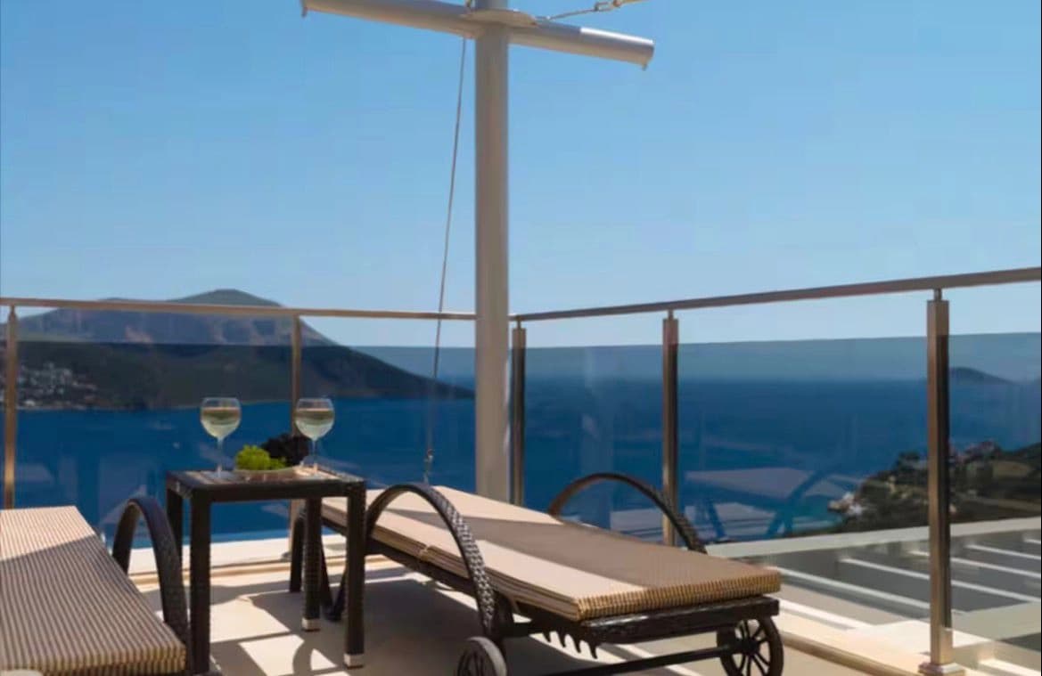 Mavi Su Apart Topaz Kalkan 43